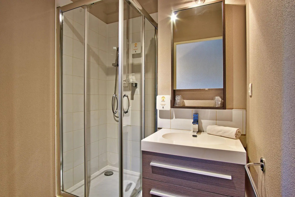 Adonis Hotel Bayonne