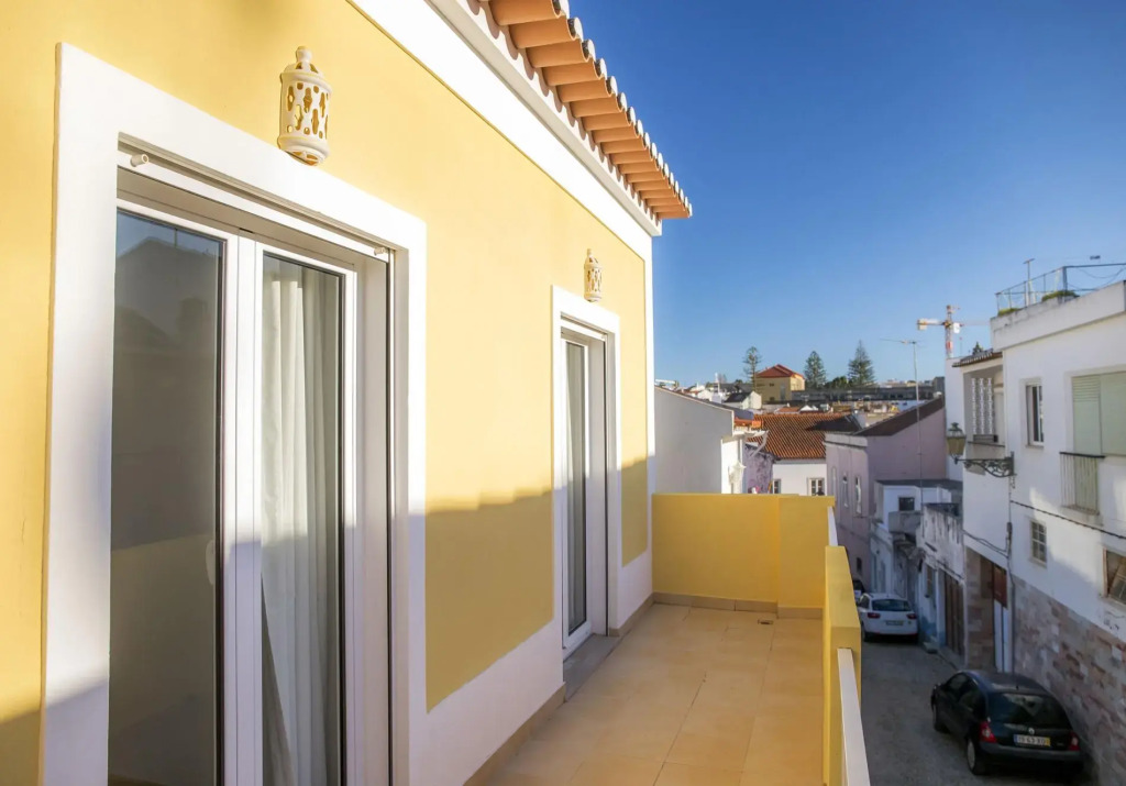 B34 - Central Townhouse in Lagos