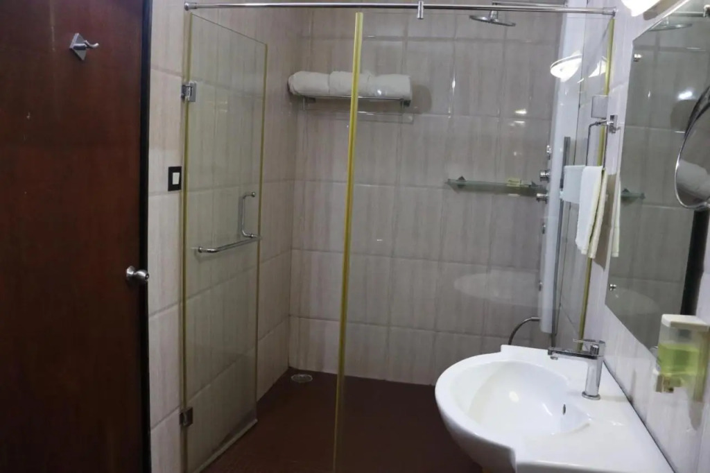 Hotel Madhuvan Serai