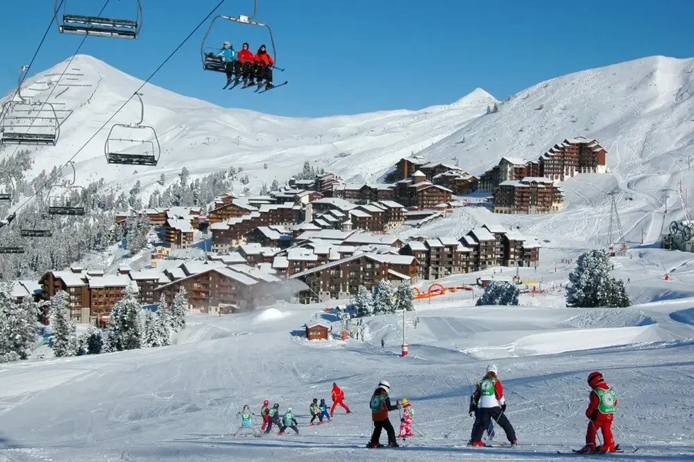 Belle Plagne Apartment on the Slopes With 2 Rooms for 6 People of 35 mÂ² Th03