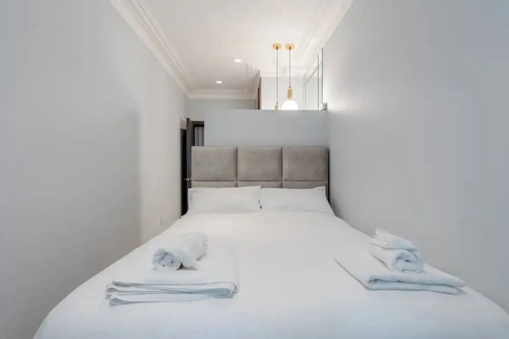 Beautifully Refurbished 2BD Flat - Earl's Court!