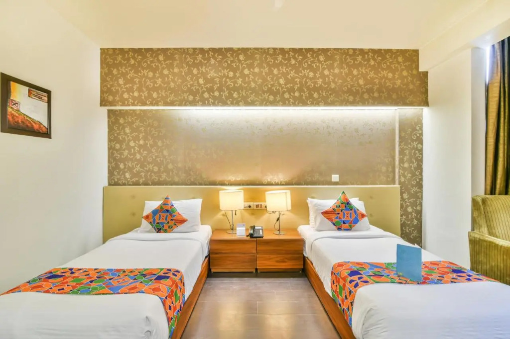 FabHotel Sage Saket