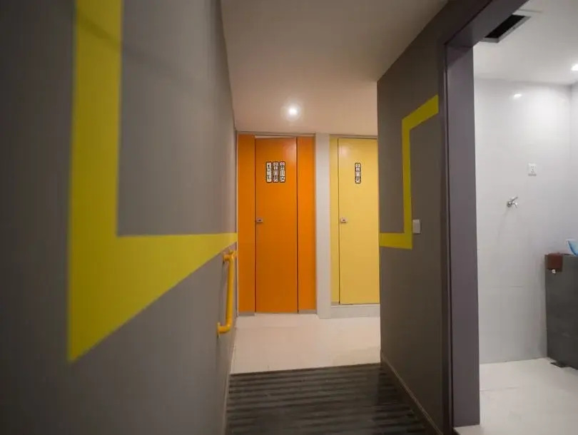 T&Q Hostel Broad and Narrow Alley Branch