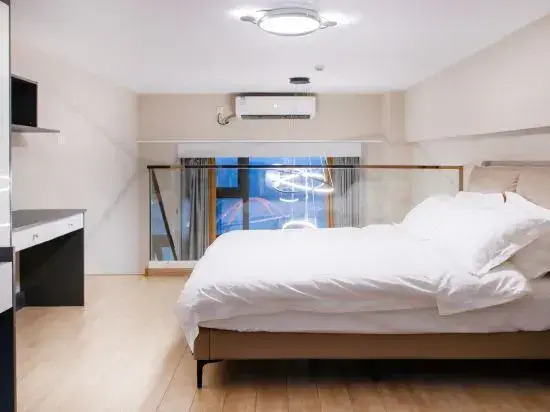 Overlooking Xiangjiang homestay