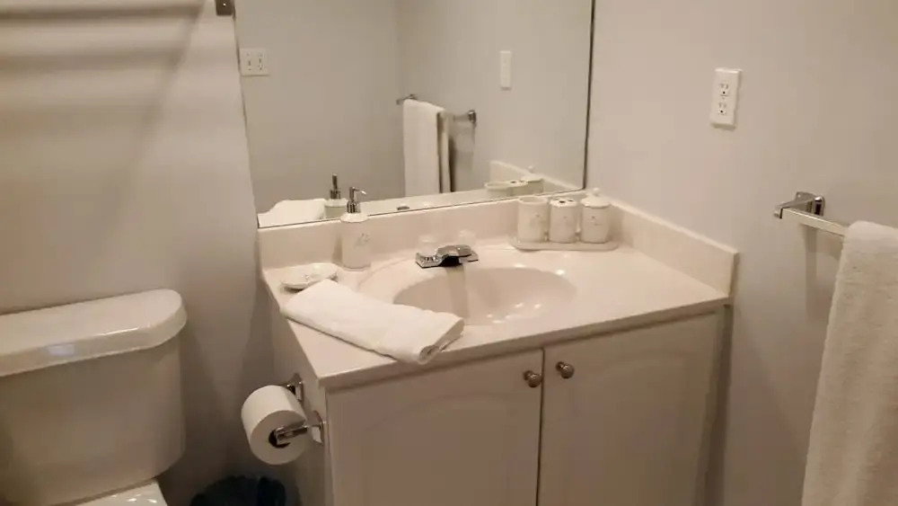 3801 Hollywood - 2Z - 1 Br Apts