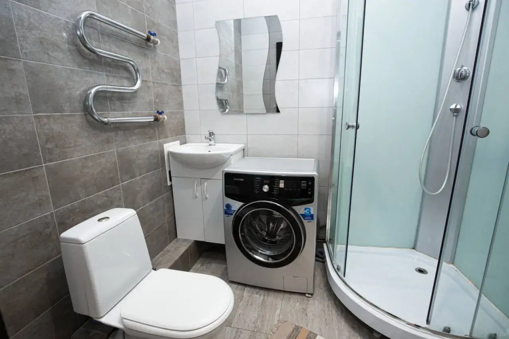 Pritomskij 15/1 Odnokomnatnye apartamenty -studija rjadom s Ledovym dvortsom