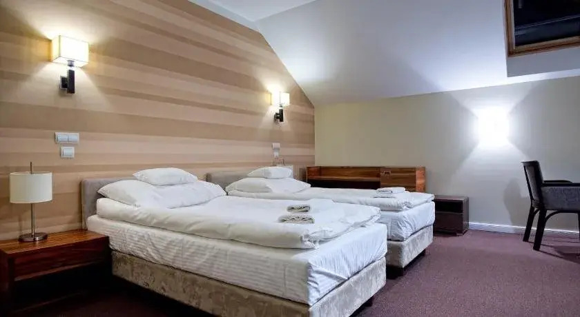 Hotel Lord Krosno
