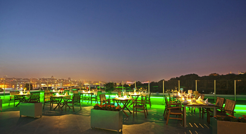 DoubleTree by Hilton Istanbul - Sirkeci