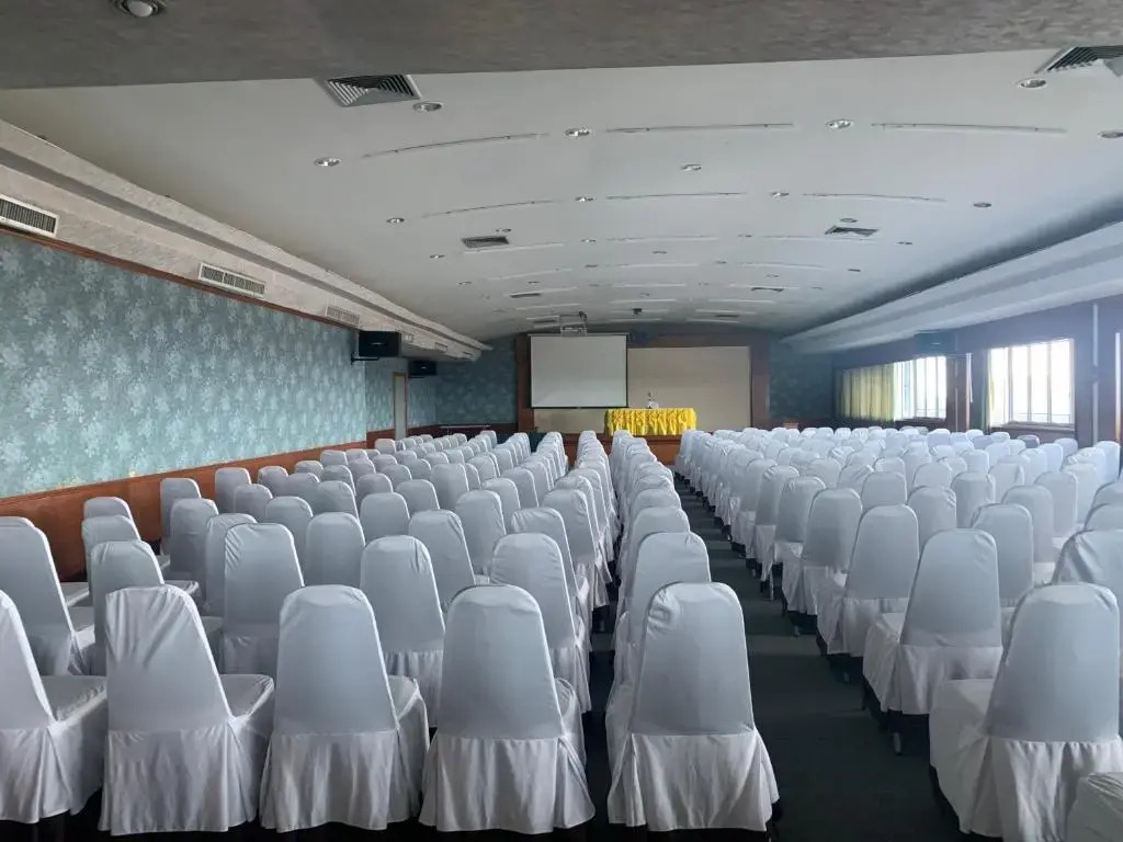 โรงแรมโกลเด้นแกรนด์ พิษณุโลก