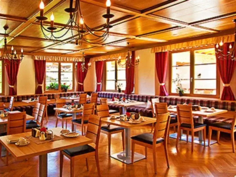 Landhotel Rauchenwalderhof