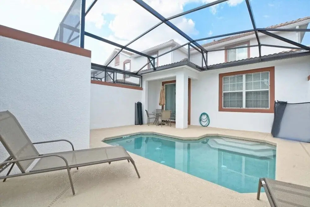 Storey Lake-5 Bedroom Townhome w/Spashpool-1622ST