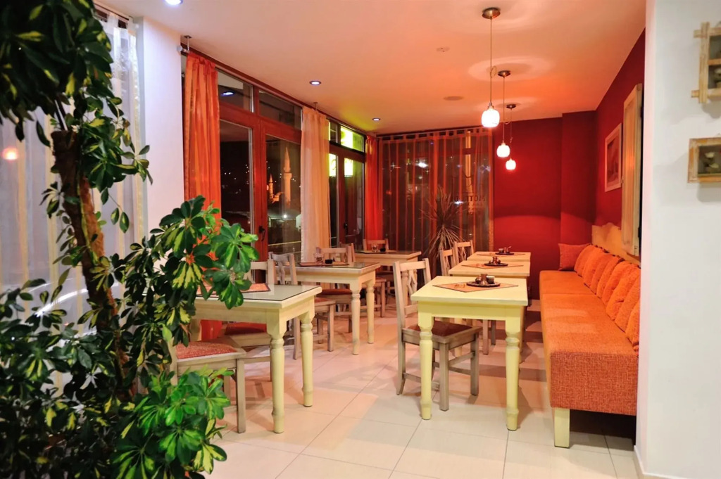 "VILLA DENY" Boutique HOTEL