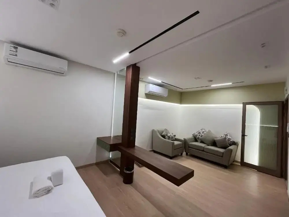 Al Rayyan Residential Suites