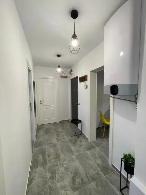 APARTAMENT 3 camere Neptun