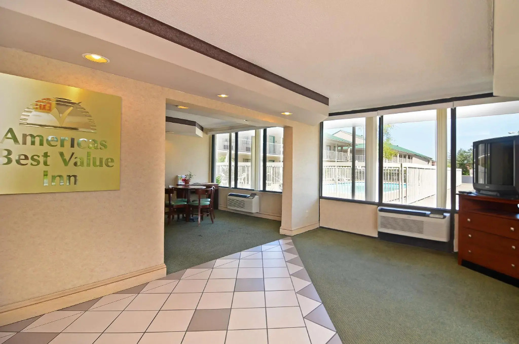 Americas Best Value Inn Hermitage