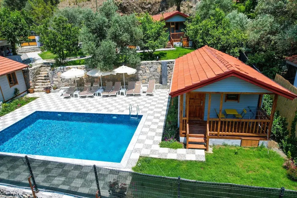 Nora Villa Bungalows