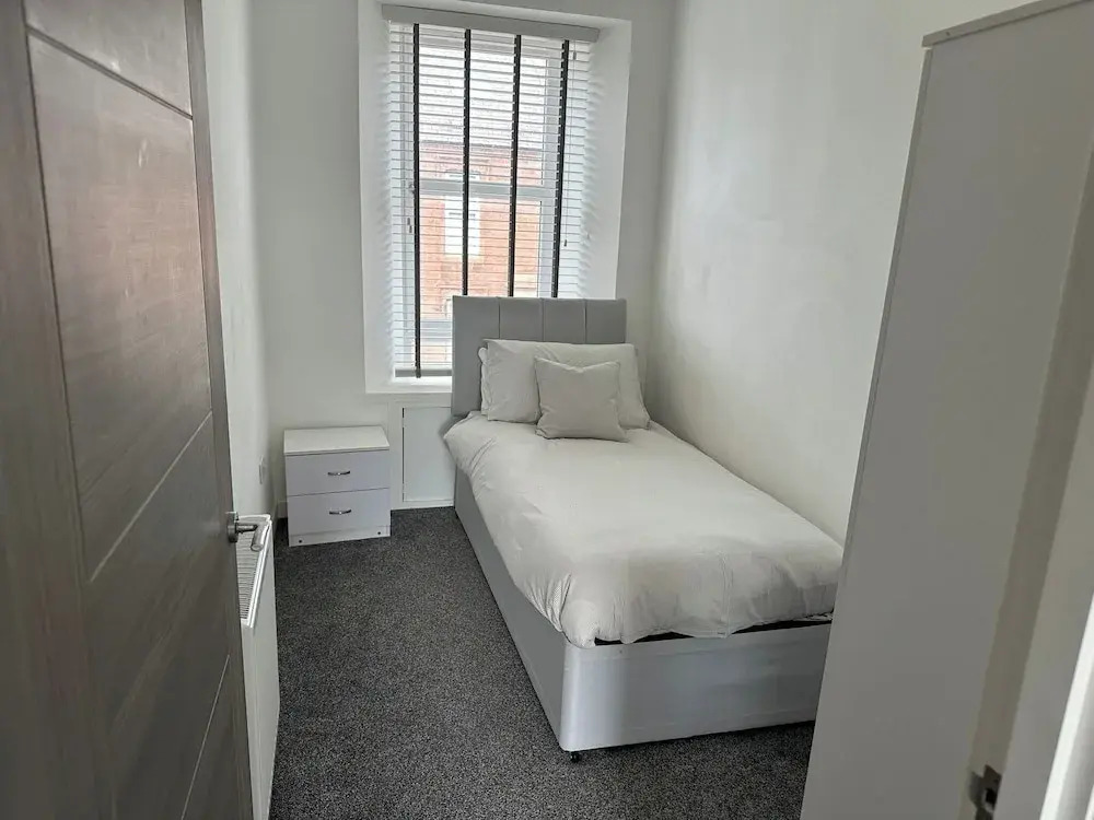 Central 3-bed Seaside Apartment - Sleeps 5