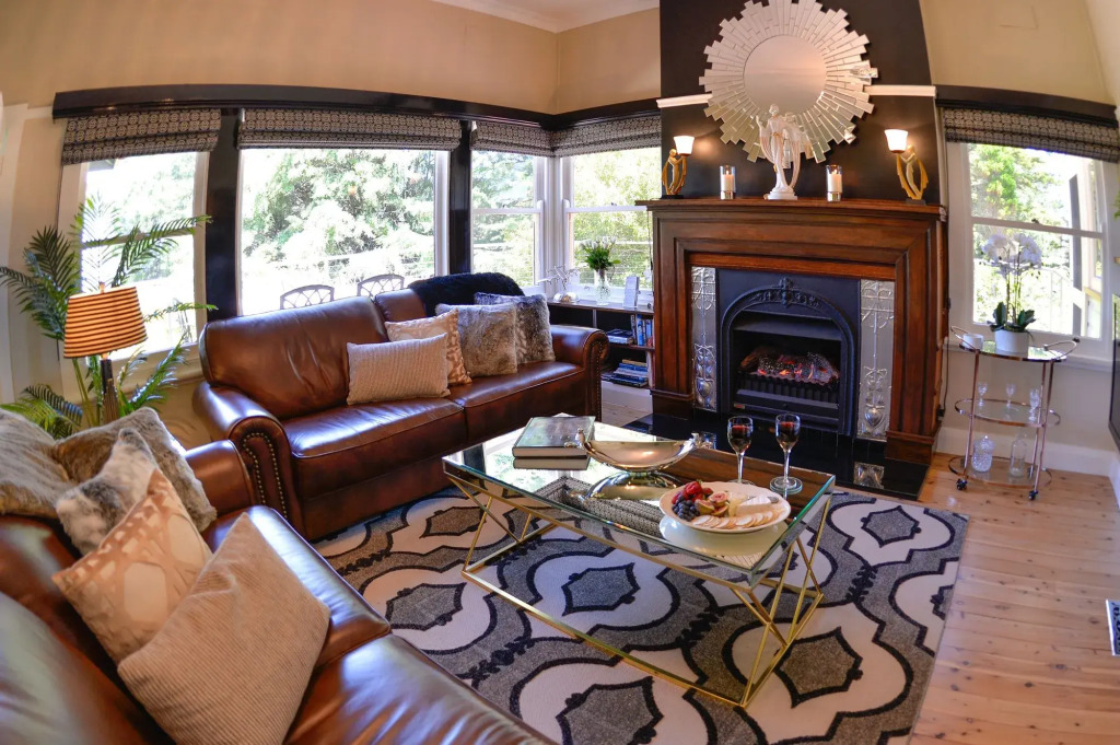 Chatelaine Valley Views