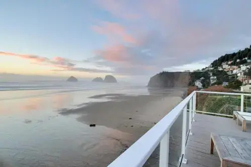 The Oceanside Inn