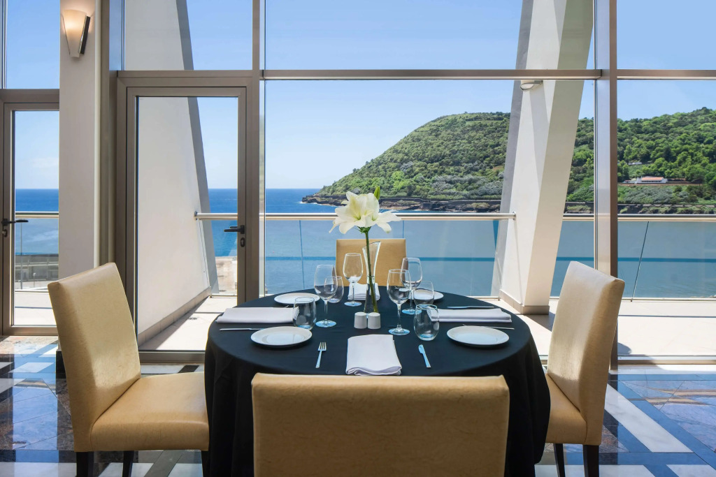 Angra Marina Hotel