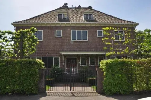 B B B Haarlem