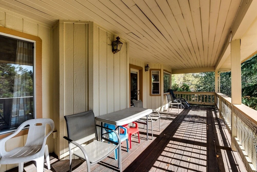 Casa Del Lago - Only 200 Yards from the Beach by Yosemite Region Resorts