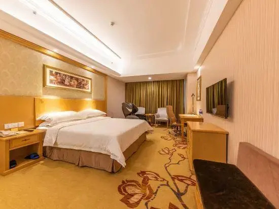 Vienna Hotel Yingcheng Hai Mountain Yingcheng