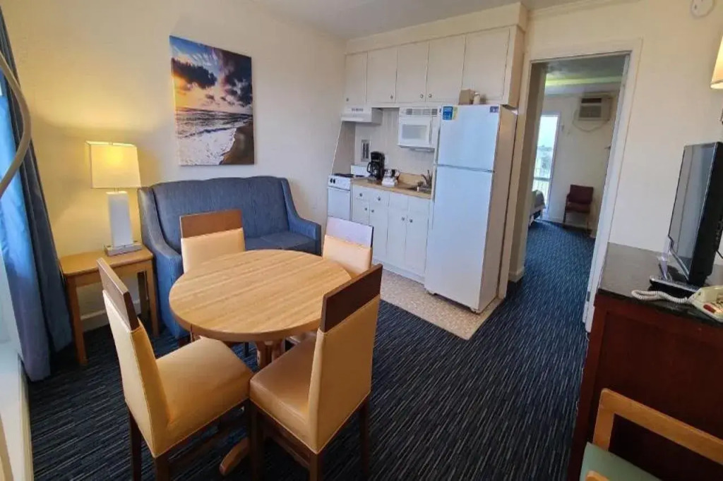 Mariner Inn And Suites