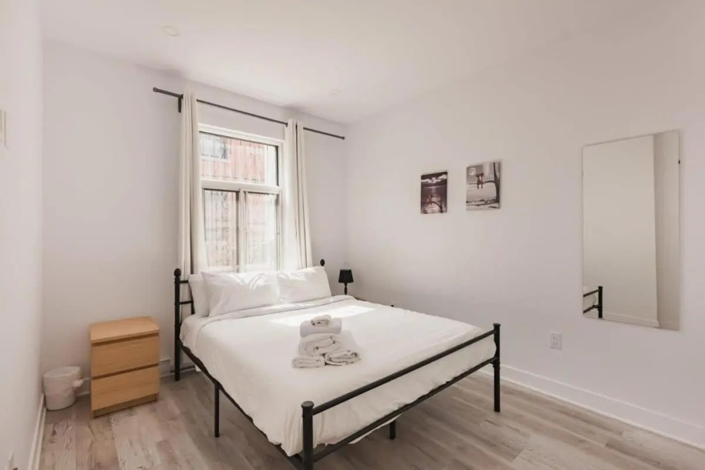 M11 Gorgeous Modern 2BR Sofabed Heart of Plateau