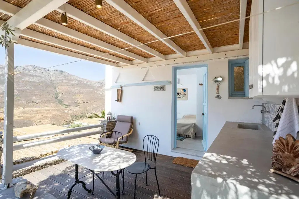 Foivos suite at Serifos