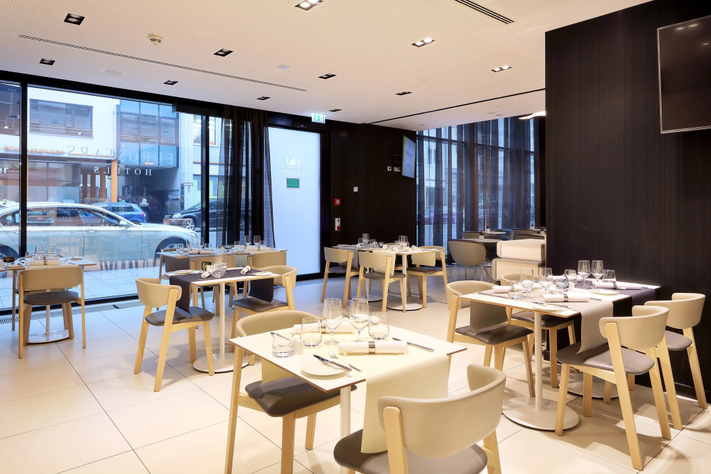 Eurostars Book Hotel