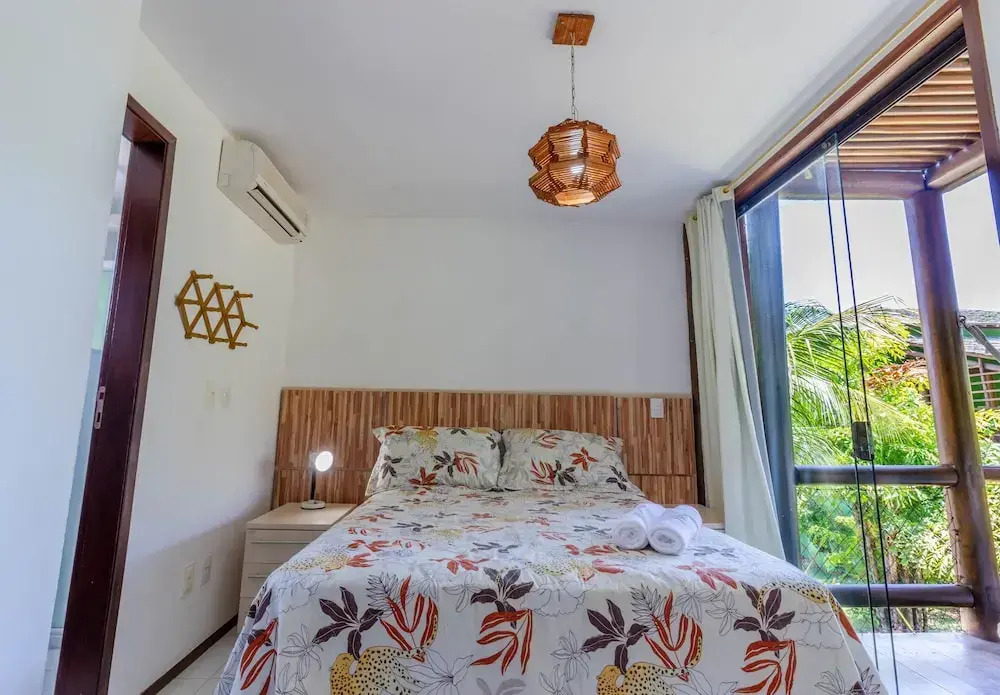 IT10 Bangalô Duplex 3 Suítes Pé na Areia