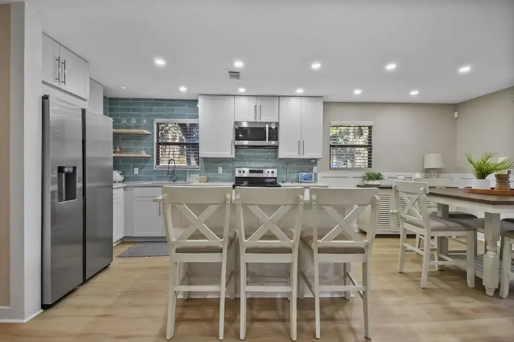 Family & Pet-friendly Home Near Beach, Downtown & Boat Ramp