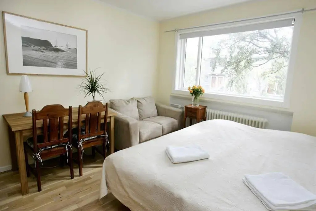 Athena Guesthouse