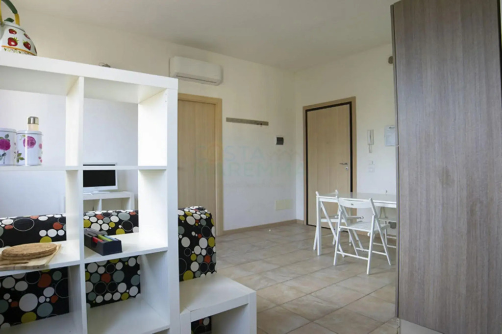 Rosmarino: Delightful apartment in the center of Follonica, in the pedestrian area a few steps from-ROSMARINO