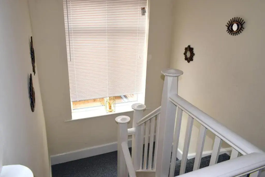 Cleopatra Family Accommodation Sleeps 11 with 2 free parkings