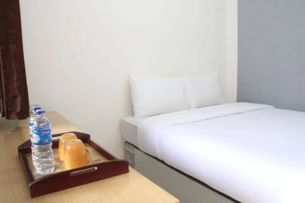 OYO 1699 Verona Residence