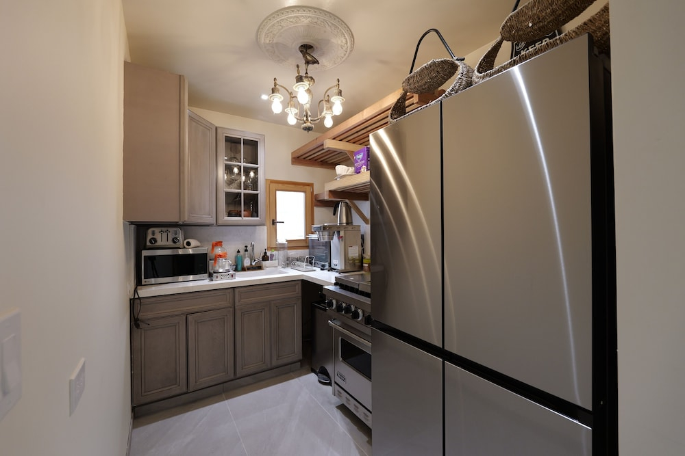 Hosting Peace 4BR San Rafael Sleeps 8