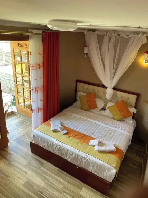 khwesa hotel