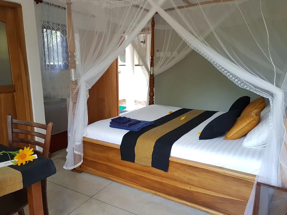 White Villa Beach Resort