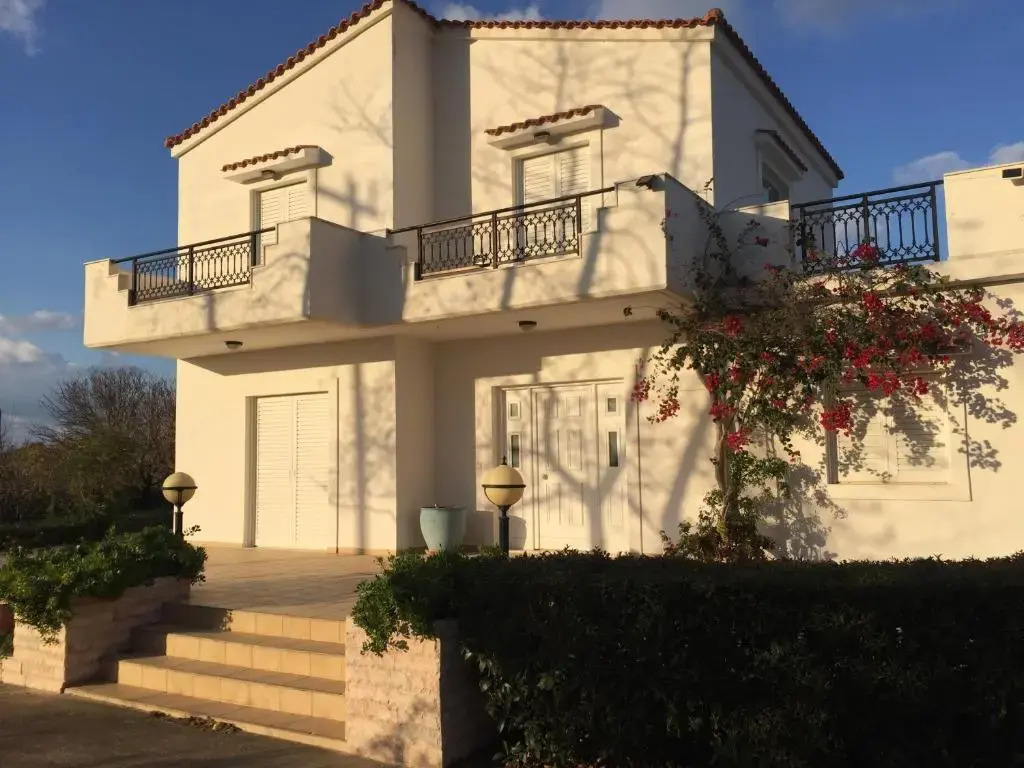 Swan House Panoramic View - Near the sea