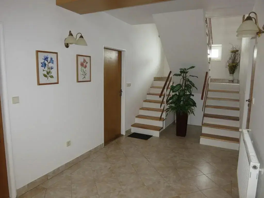 Selský dvůr 2