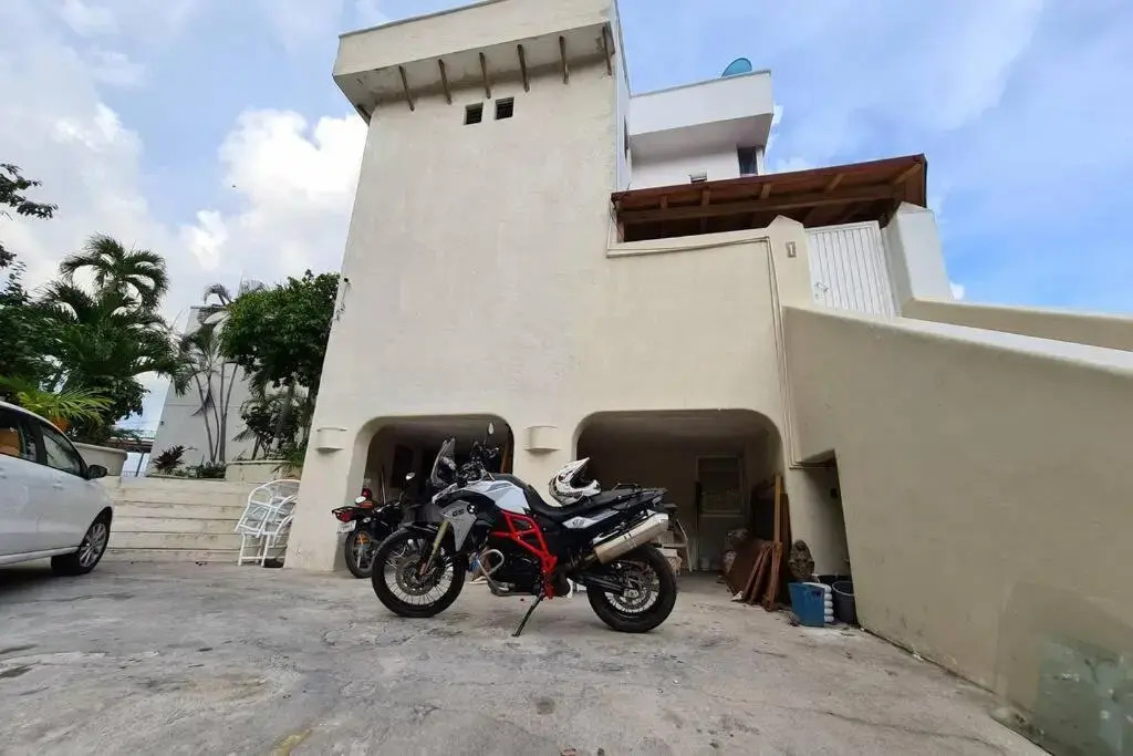51 Master Room