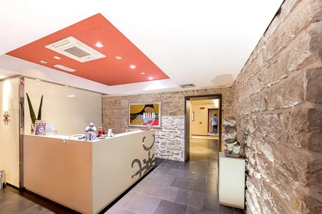 El Homs Palace Hotel