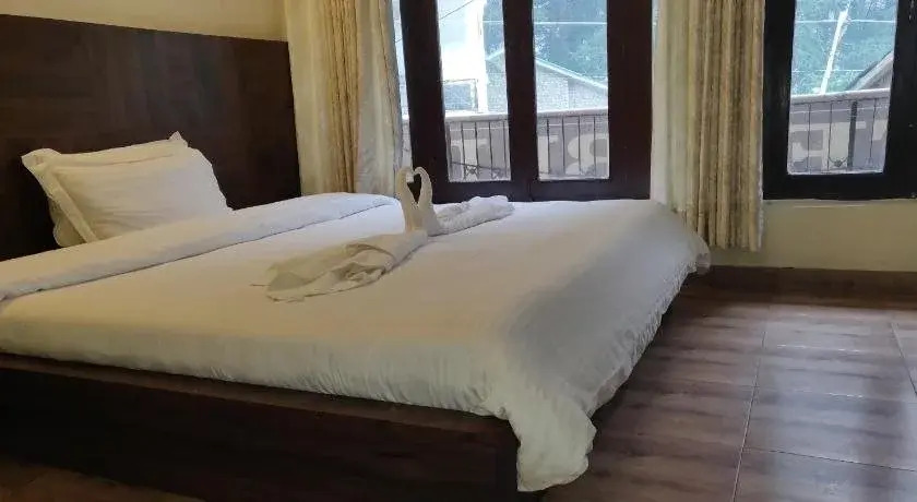 Hotel Blue Heaven Manali Mall Road