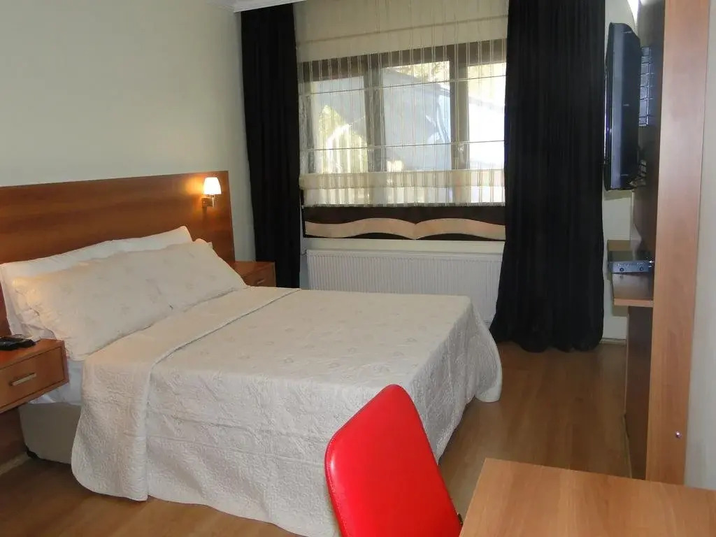 Yener Hotel