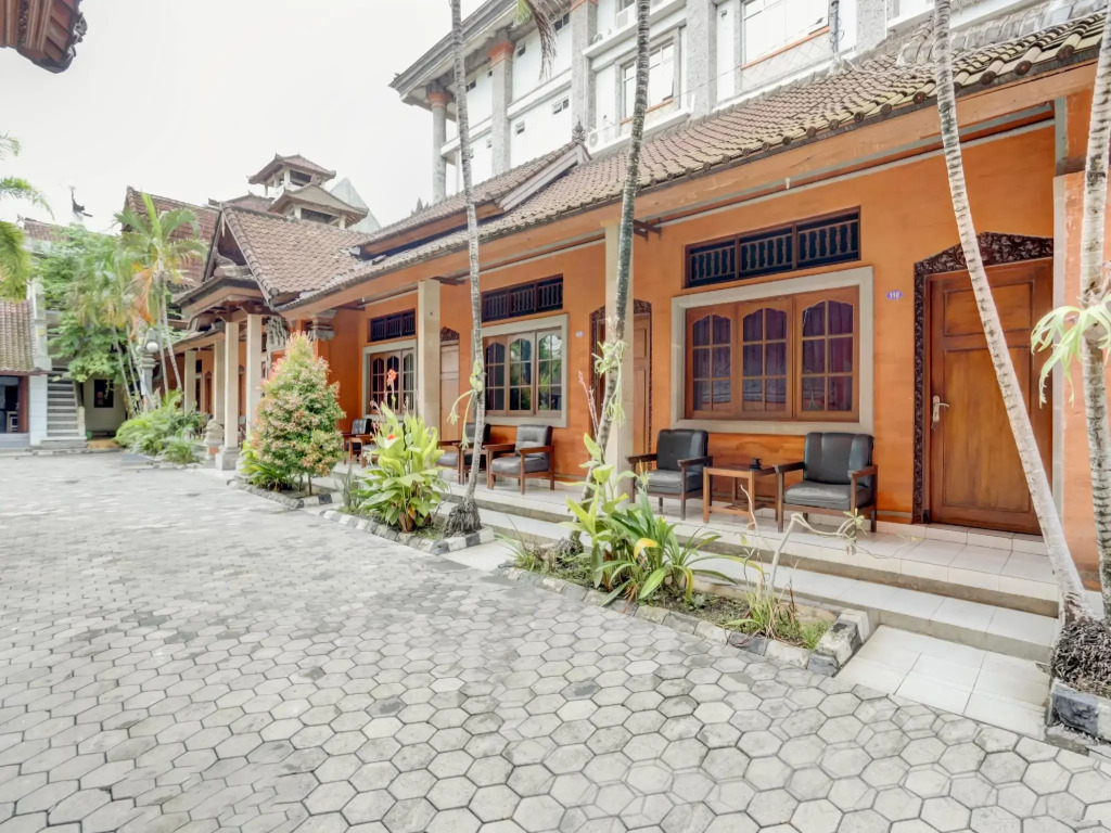 Hotel O Ratu