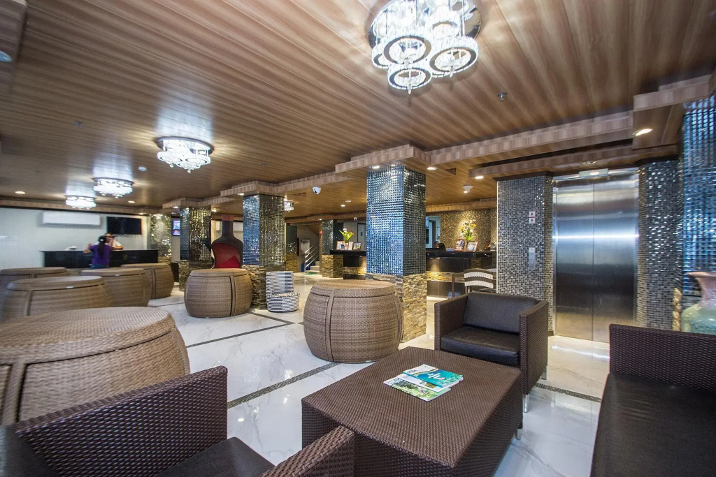 Diamond Water Edge Resort