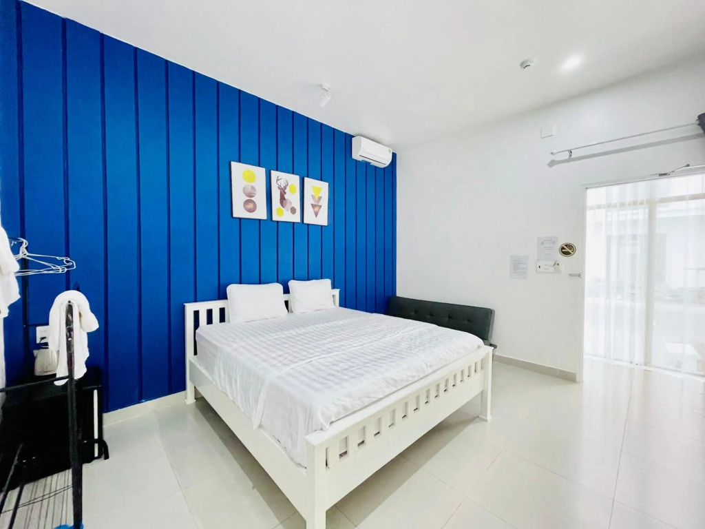 New Hotel