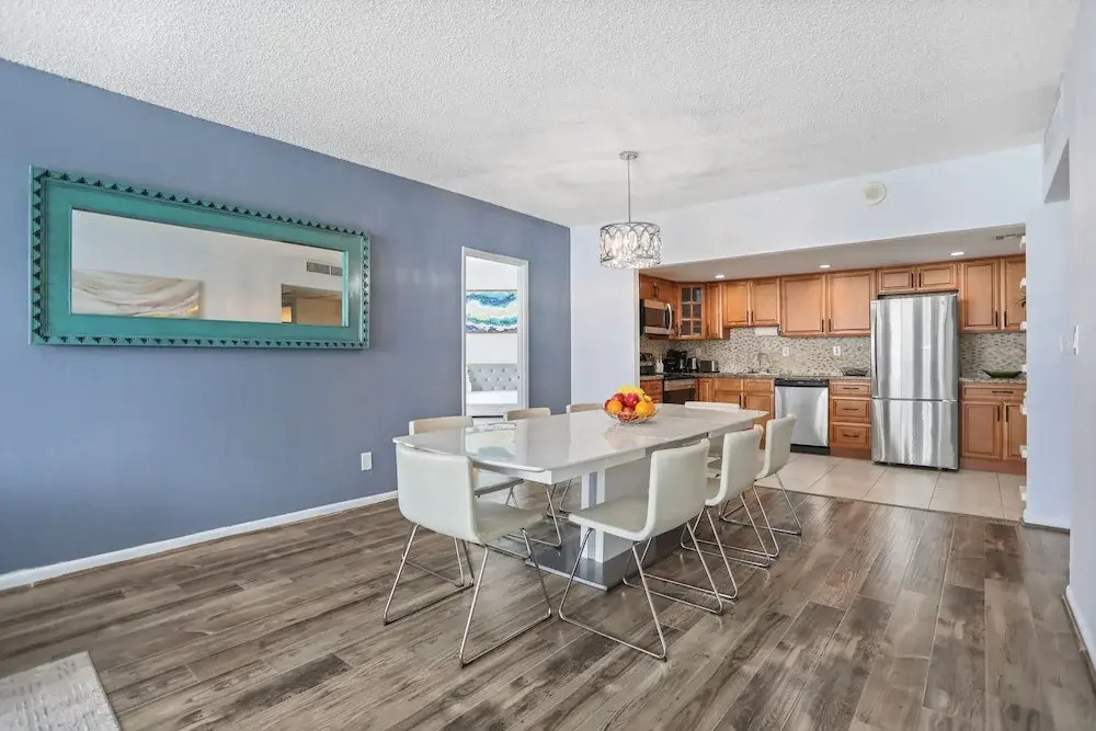 Amazing Condo 3 min to the Beach